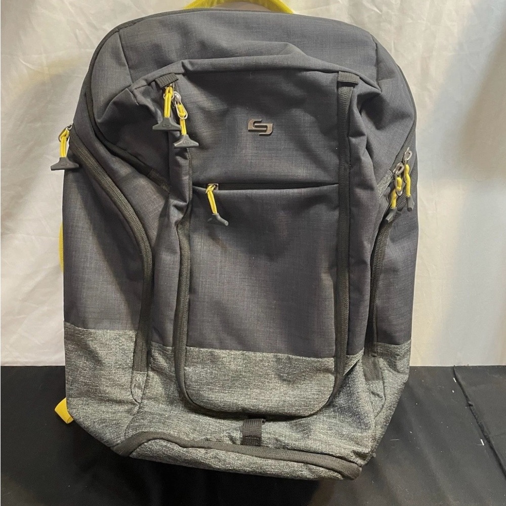 Solo New York Express Everyday Backpack - Black/Yellow Zip Pockets Handles Grey